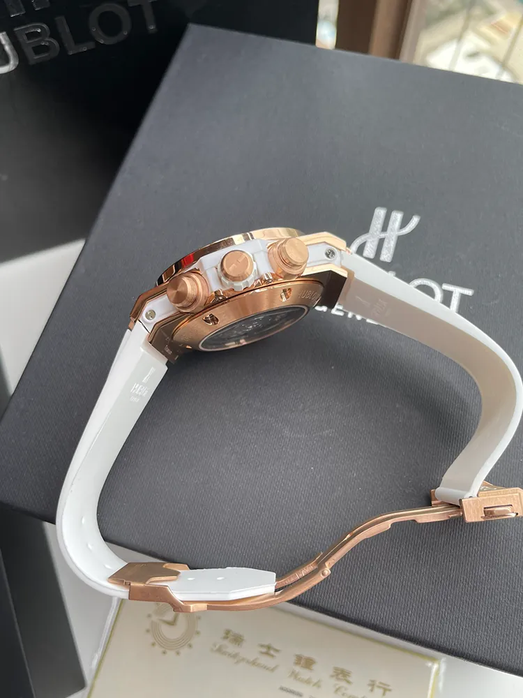 Hublot-Big-Bang-441.NE.2011.RW.1704-Rose-Gold-Right-Side-View