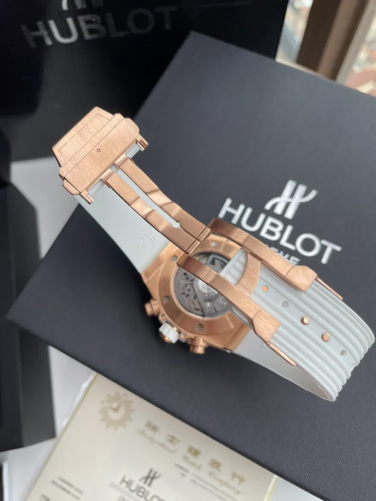 Hublot-Big-Bang-441.NE.2011.RW.1704-Rose-Gold-Buckle