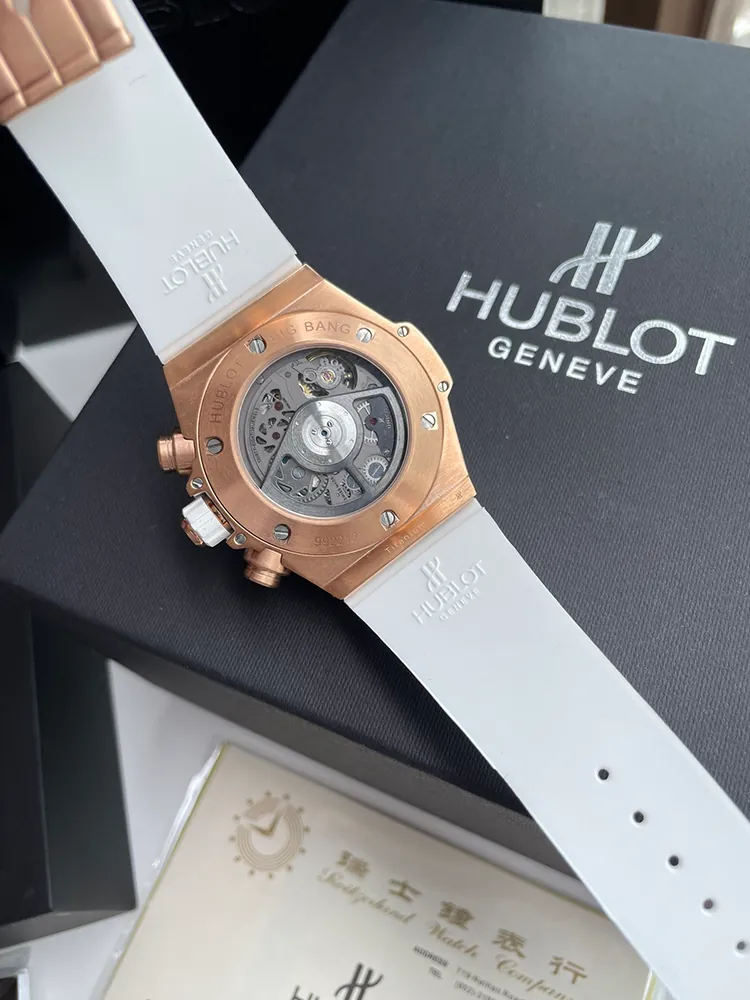 Hublot-Big-Bang-441.NE.2011.RW.1704-Rose-Gold-Rear-View