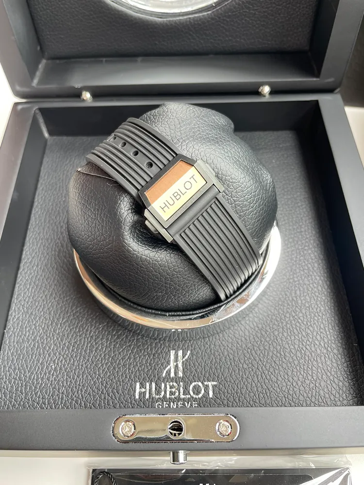 Hublot-Big-Bang-411.OX.1180.RX.1104-Rose-Gold-Buckle