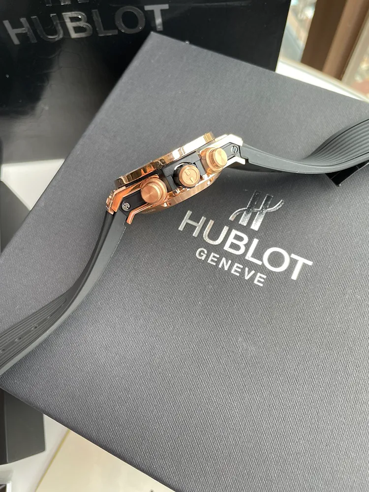 Hublot-Big-Bang-421.OX.1180.RX.1704-Rose-Gold-Right-Side-View