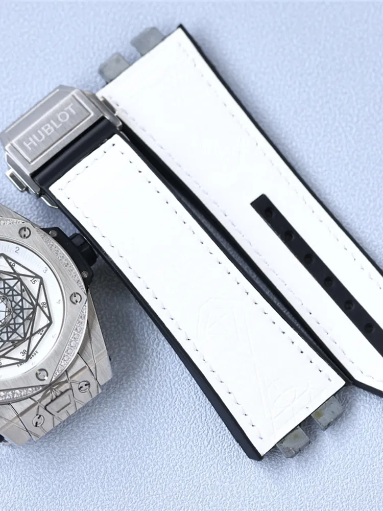 Hublot-Big-Bang-465.SS.2027.VR.1204.MXM19-White-Buckle
