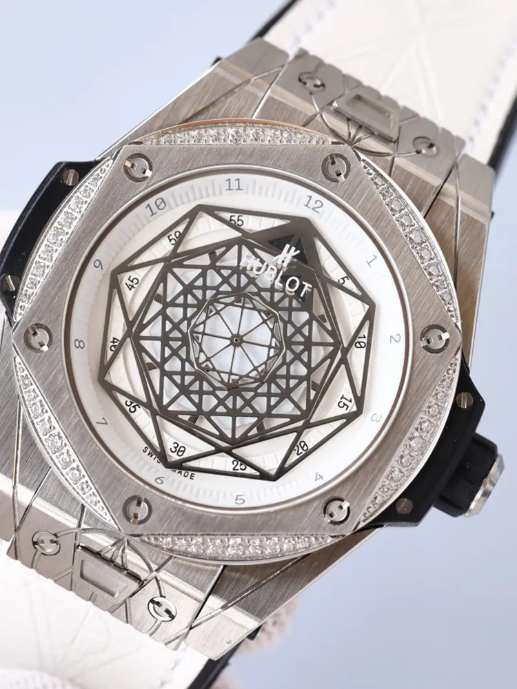 Hublot-Big-Bang-465.SS.2027.VR.1204.MXM19-White-Front-View-2