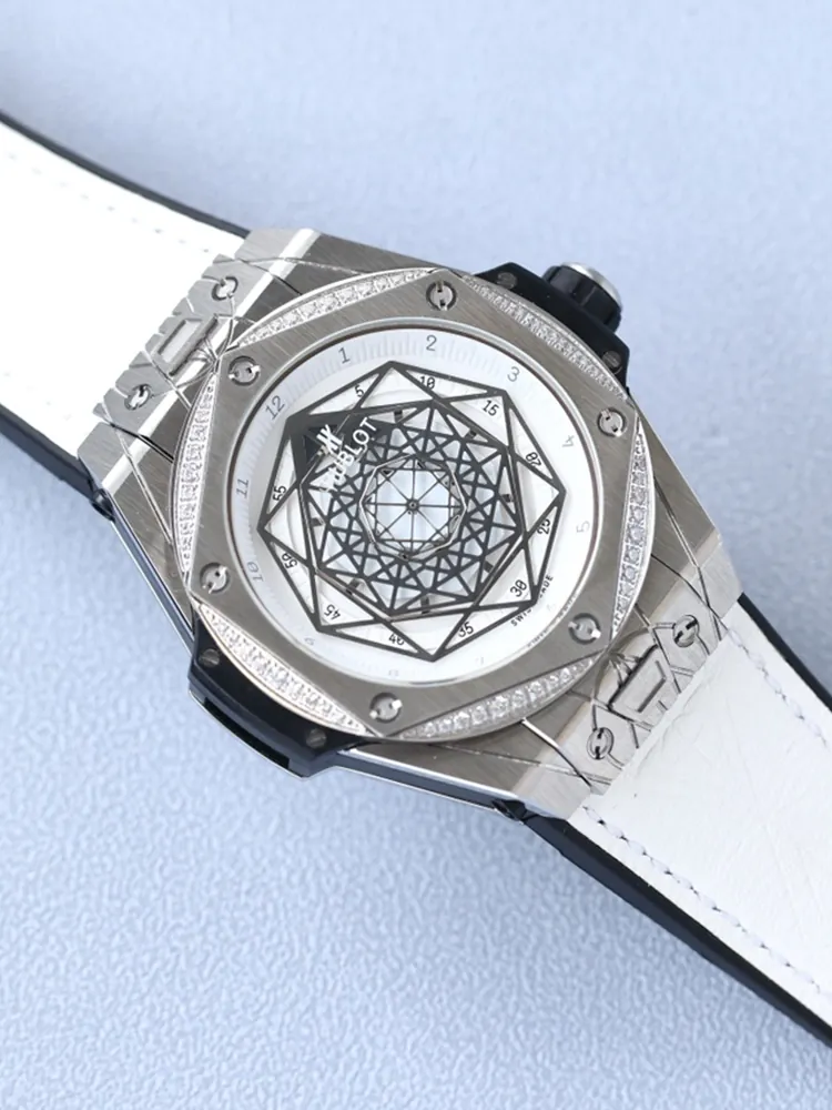 Hublot-Big-Bang-465.SS.2027.VR.1204.MXM19-White-Watch-Strap