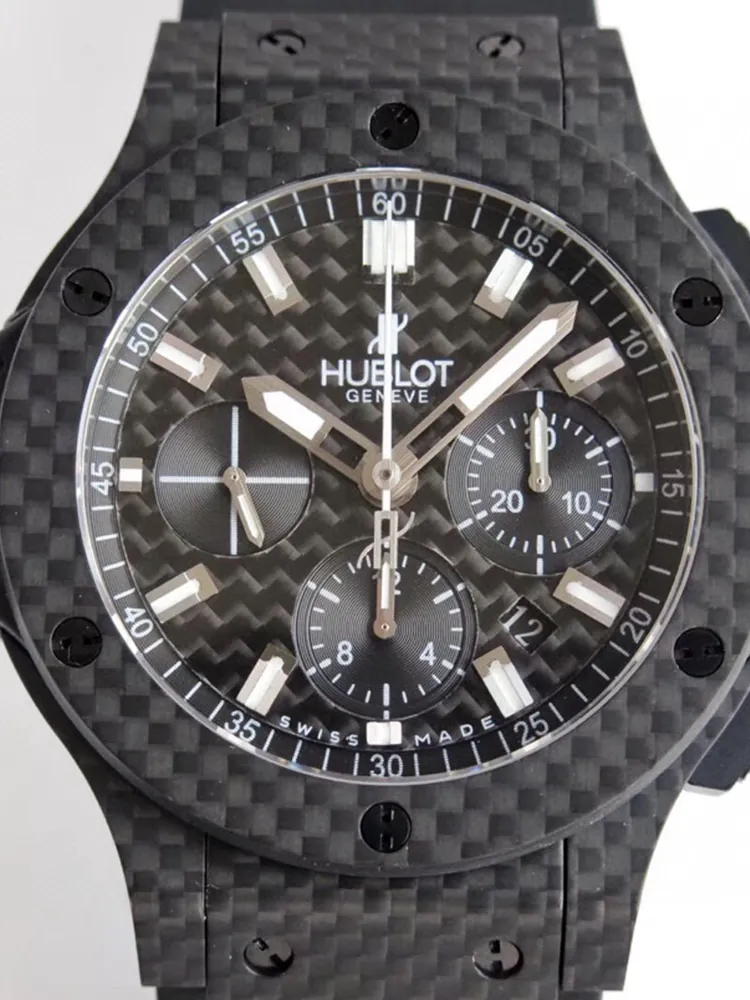 Hublot-Big-Bang-301.QX.1724.RX-Black-Dial-Detail-1