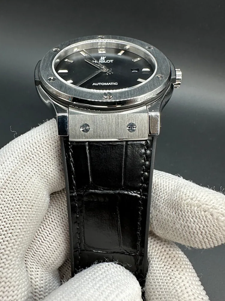 Hublot-Classic-Fusion-542.NX.1171.LR-Leather-Black-Watch-Strap-1