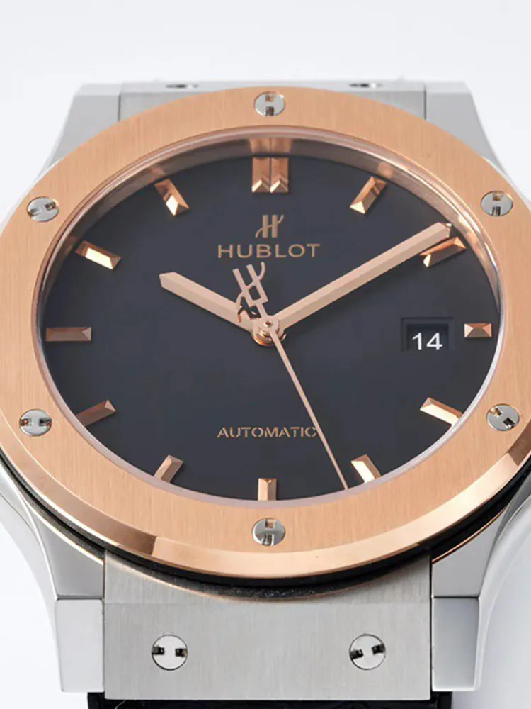Hublot-Classic-Fusion-542.NO.1181.LR-Black-Front-View-1
