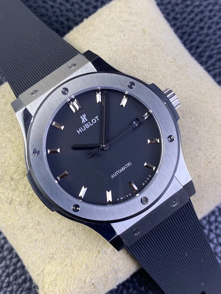 Hublot-Classic-Fusion-542.NX.1171.LR-Black-Front-View-3