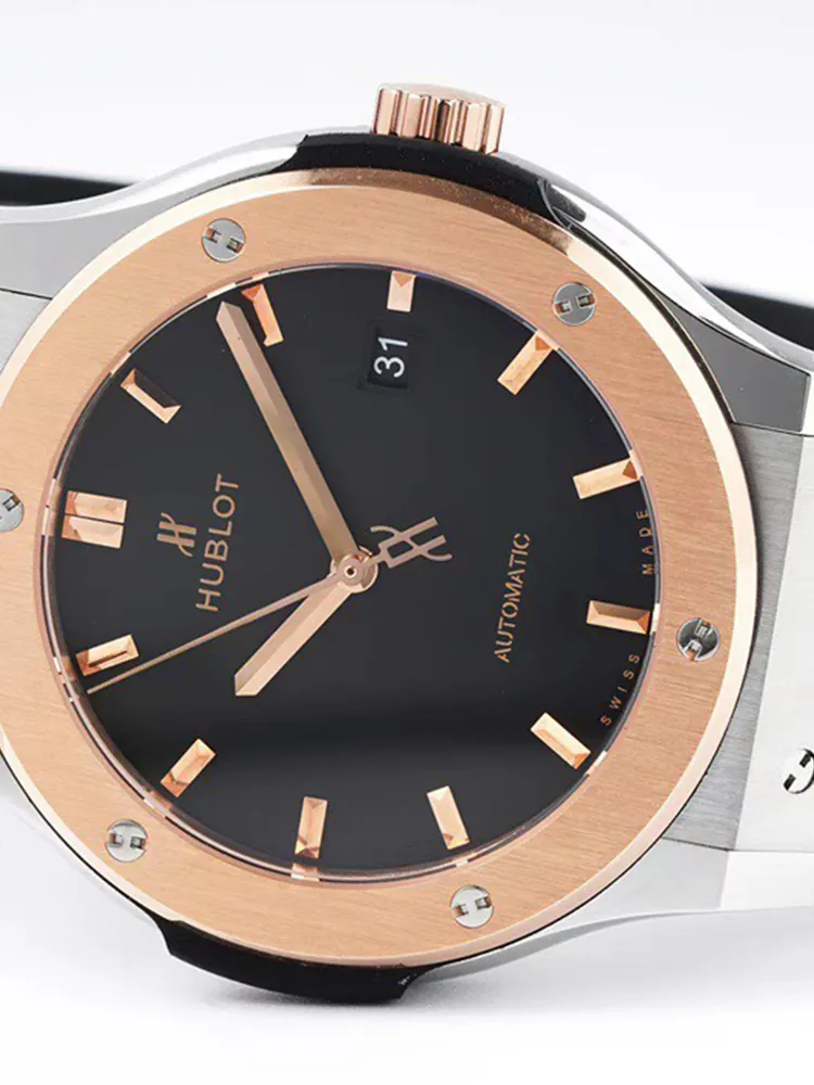 Hublot-Classic-Fusion-542.NO.1181.RX-Black-Dial-Detail-2