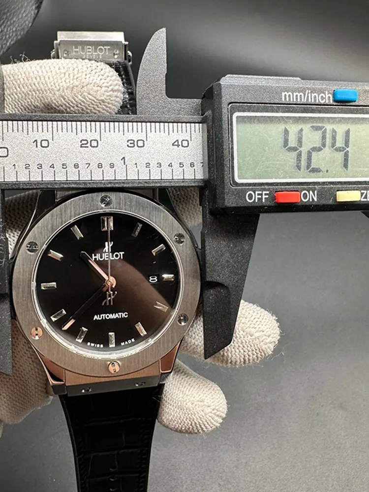 Hublot-Classic-Fusion-542.NX.1171.LR-Leather-Black-Dimensions