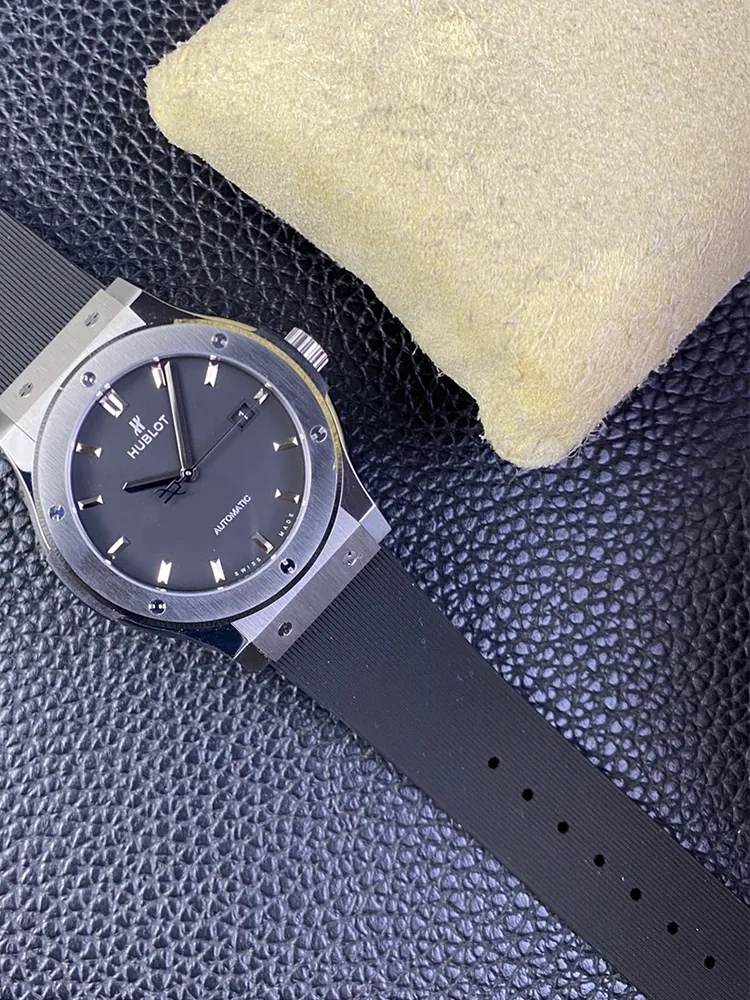 Hublot-Classic-Fusion-542.NX.1171.LR-Black-Watch-Strap