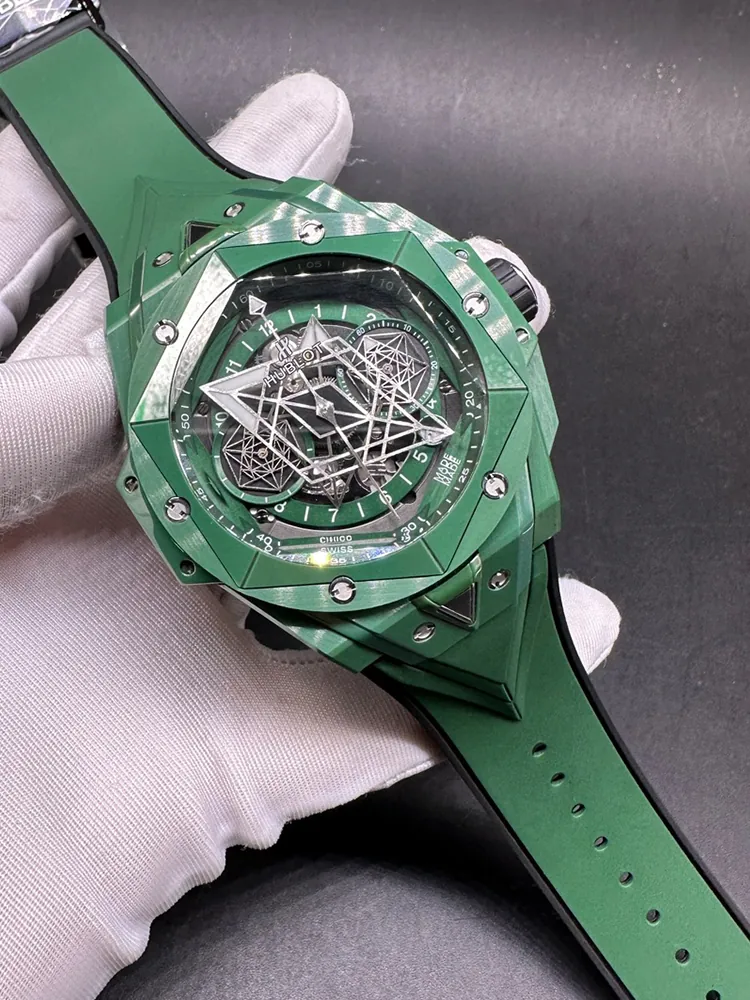 Hublot-Big-Bang-418.GX.5207.RX.MXM22-Green-Front-View-2