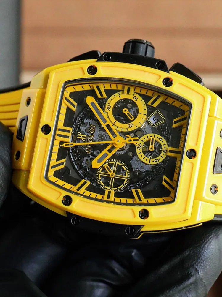 Hublot-Spirit-of-Big-Bang-642.CY.011Y.RX-Yellow-Front-View-3