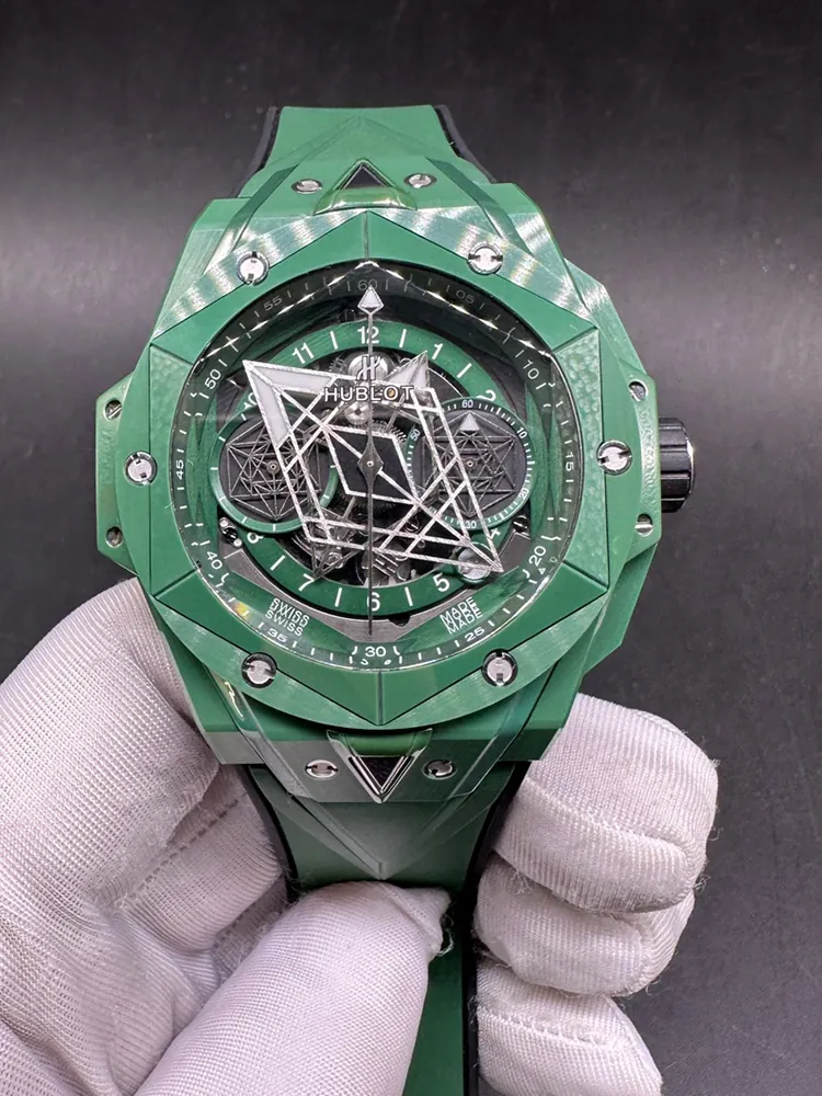 Hublot-Big-Bang-418.GX.5207.RX.MXM22-Green-Front-View-1