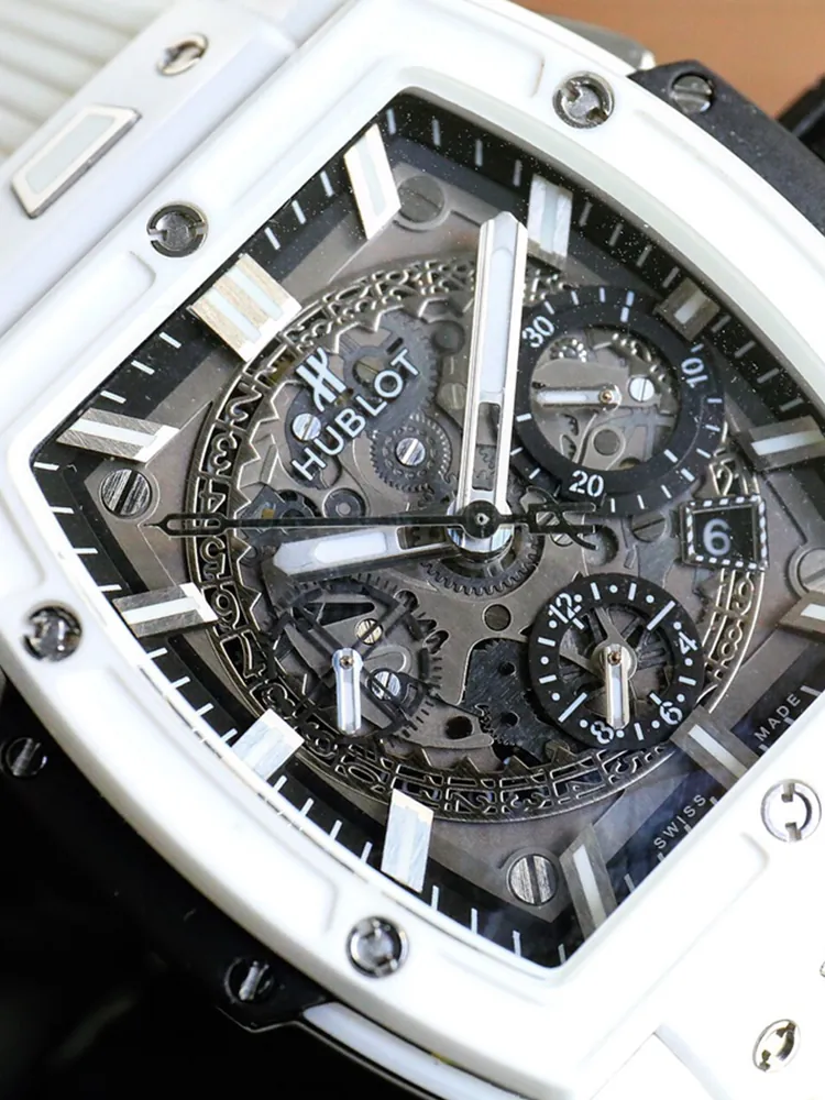 Hublot-Spirit-of-Big-Bang-642.HX.0170.RX-White-Dial-Detail-2