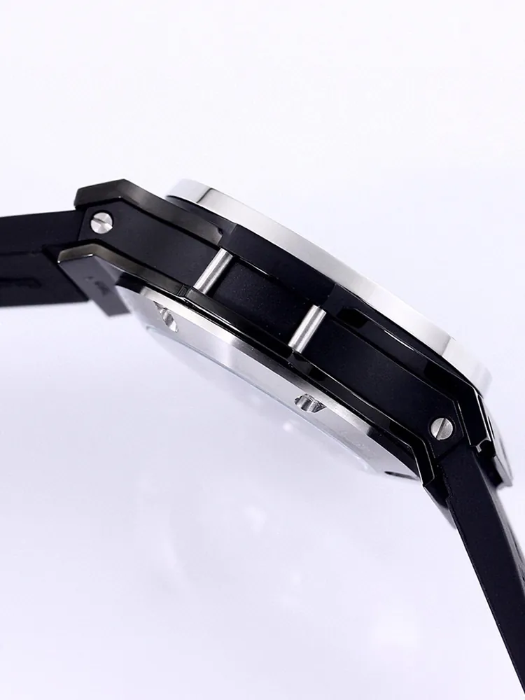 Hublot-Big-Bang-301.CK.1140.RX-Black-Left-Side-View