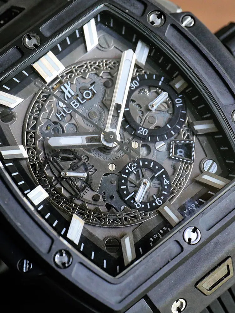 Hublot-Spirit-of-Big-Bang-642.CI.0170.RX-Black-Dial-Detail-1