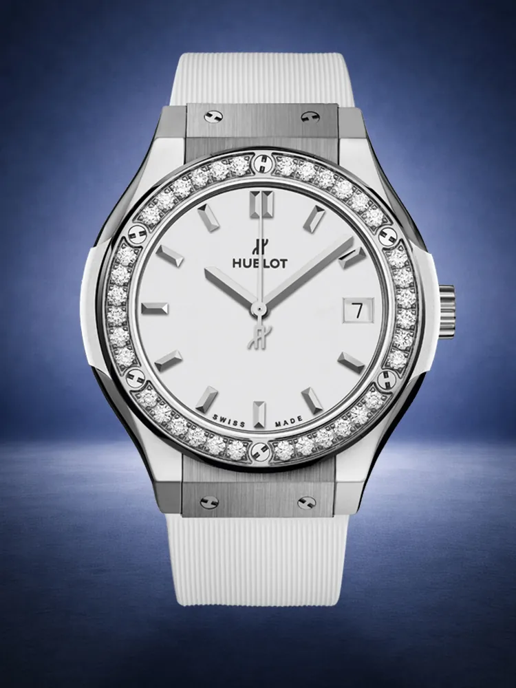 Hublot-Classic-Fusion-581.NE.2010.RW.1204-White-Cover-Image