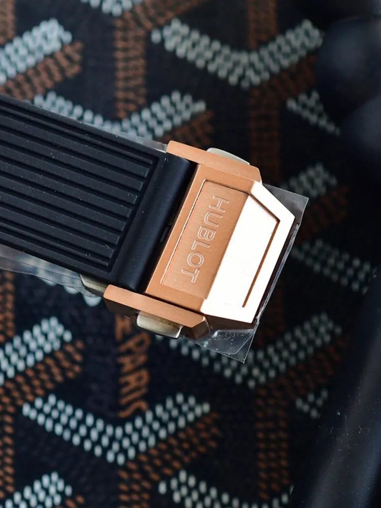 Hublot-Big-Bang-465.OX.9010.RX.1604-Rose-Gold-Buckle