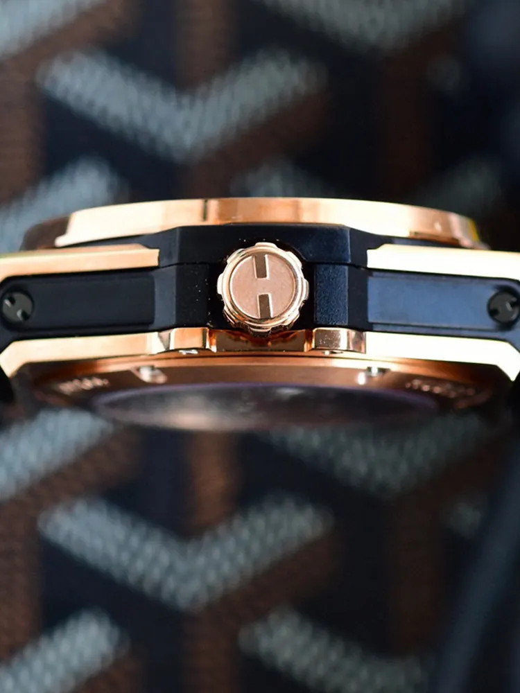 Hublot-Big-Bang-465.OX.9010.RX.1604-Rose-Gold-Right-Side-View