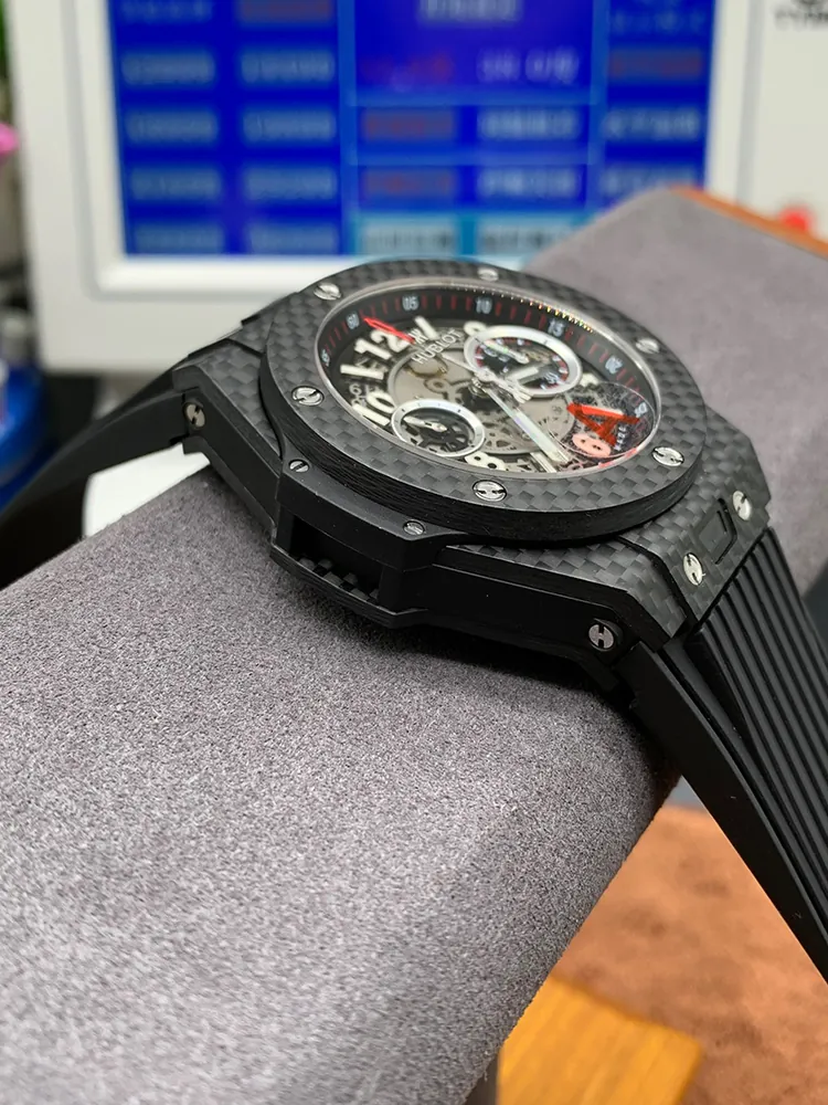 Hublot-Big-Bang-411.QX.1170.RX-Black-Black-Left-Side-View