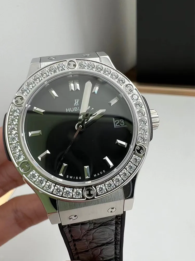 Hublot-Classic-Fusion-581.NX.1470.LR.1104-Black-Front-View-1