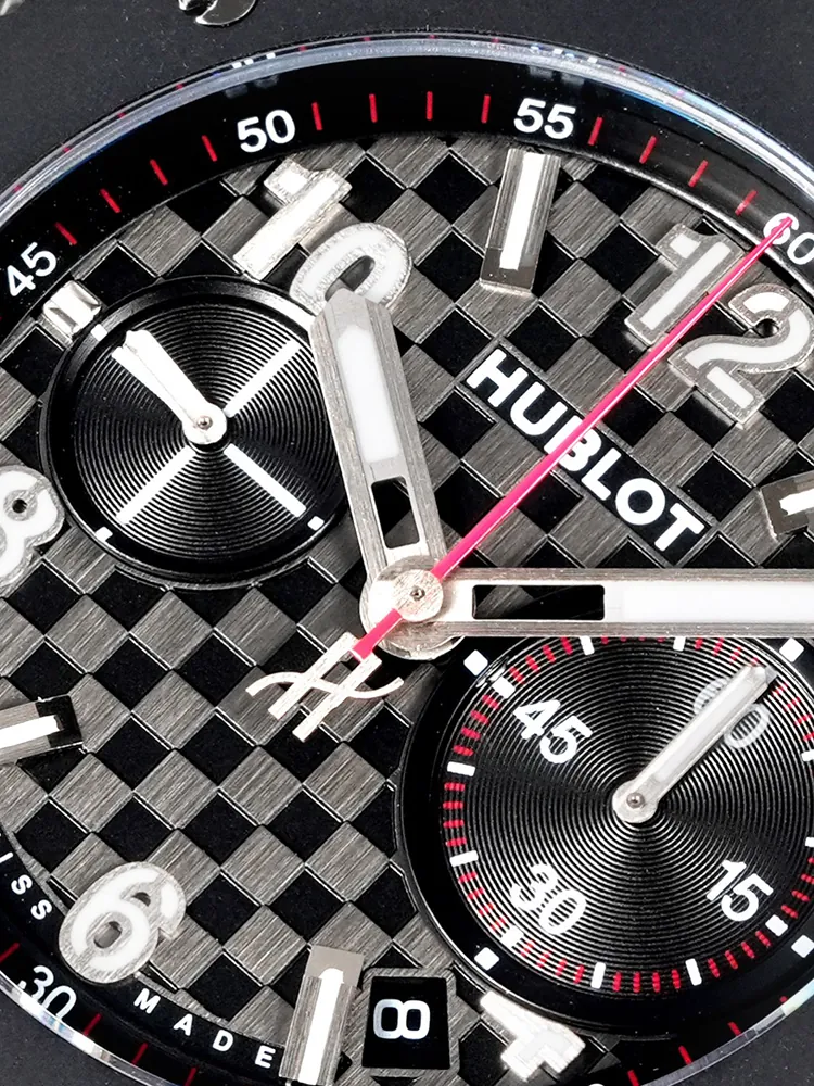 Hublot-Big-Bang-431.NM.1337.RX-Black-Dial-Detail-1