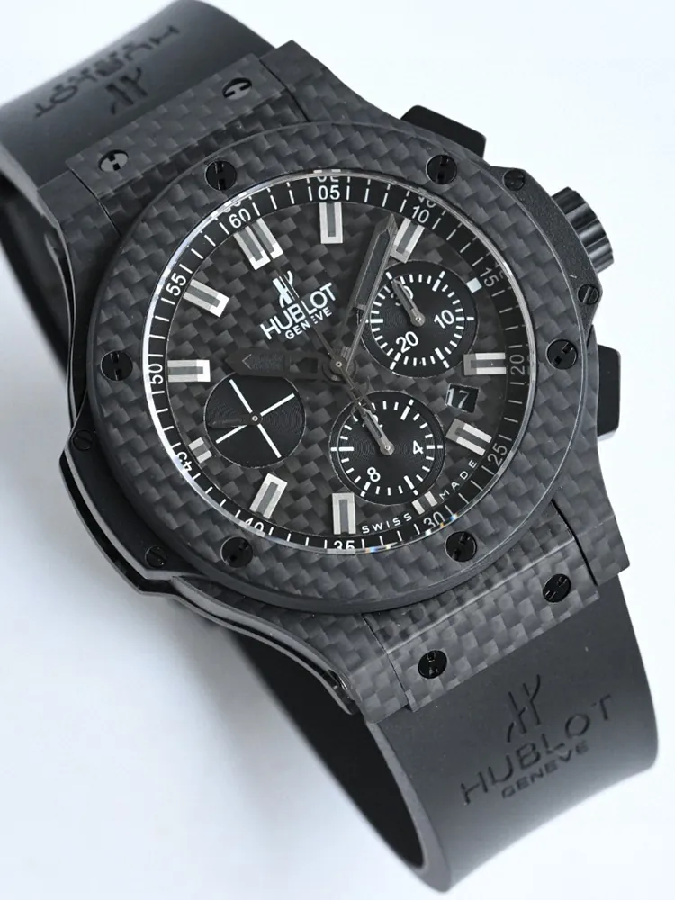 Hublot-Big-Bang-301.QX.1740.RX-Black-Front-View-1