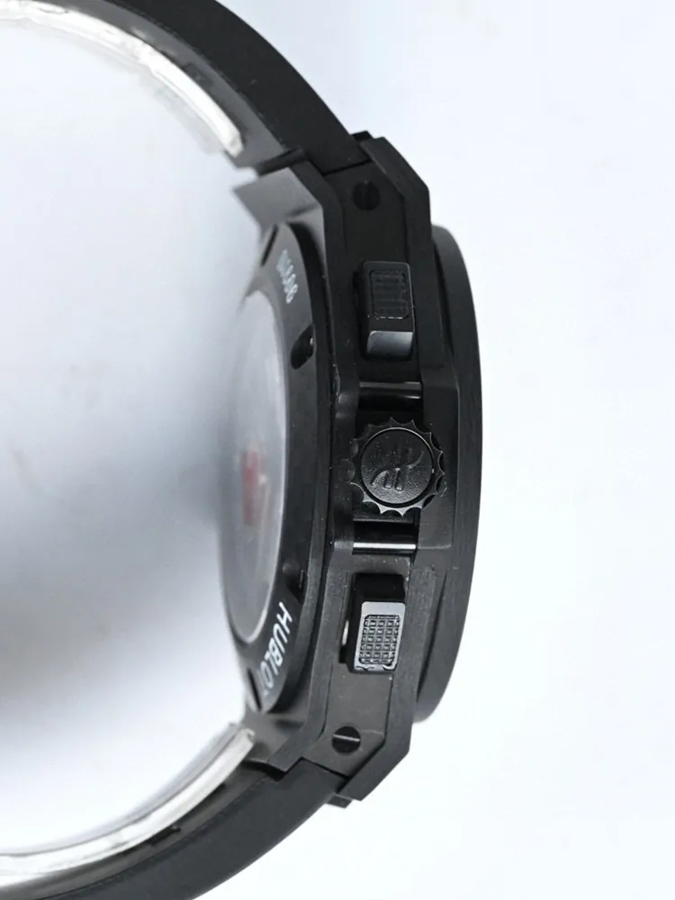 Hublot-Big-Bang-301.QX.1740.RX-Black-Right-Side-View
