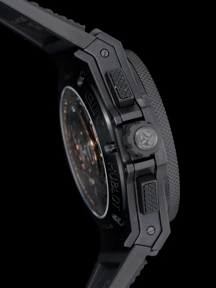 Hublot-Big-Bang-431.CI.1340.RX-Black-Right-Side-View