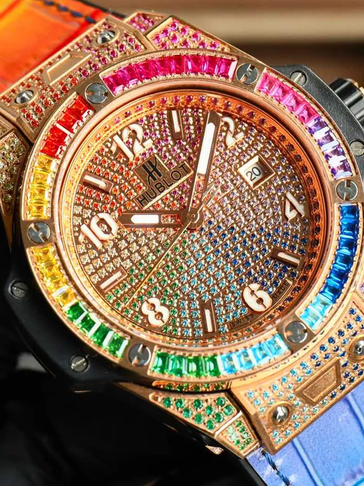 Hublot-Big-Bang-465.OX.9900.LR.0999-Rainbow-43mm-Dial-Detail-2