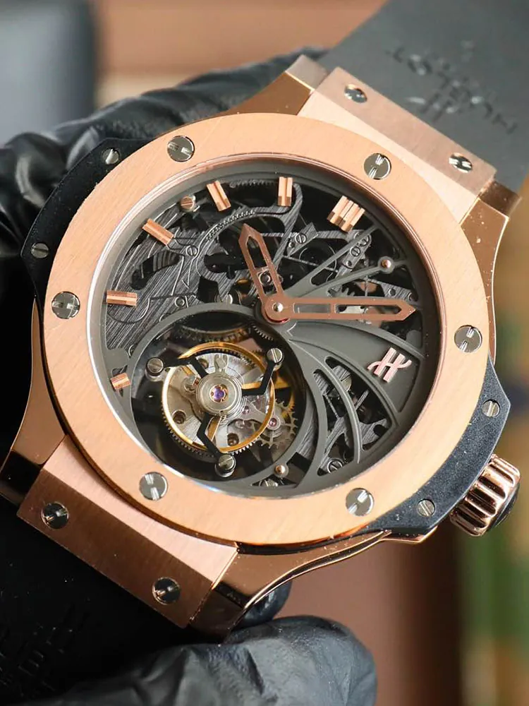 Hublot-Big-Bang-304.PX.1180.LR-Black-Detail-Images-1