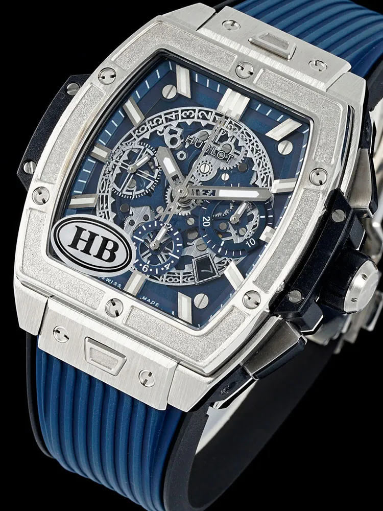 Hublot-Spirit-of-Big-Bang-642.NX.7170.RX-Blue-Dial-Detail-1
