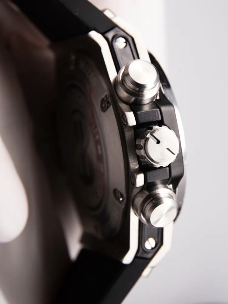 Hublot-Big-Bang-406.CI.0170.RX-Black-Right-Side-View