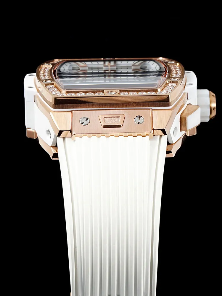 Hublot-Spirit-of-Big-Bang-642.OE.2010.RW.1204-White-Detail-Images-2