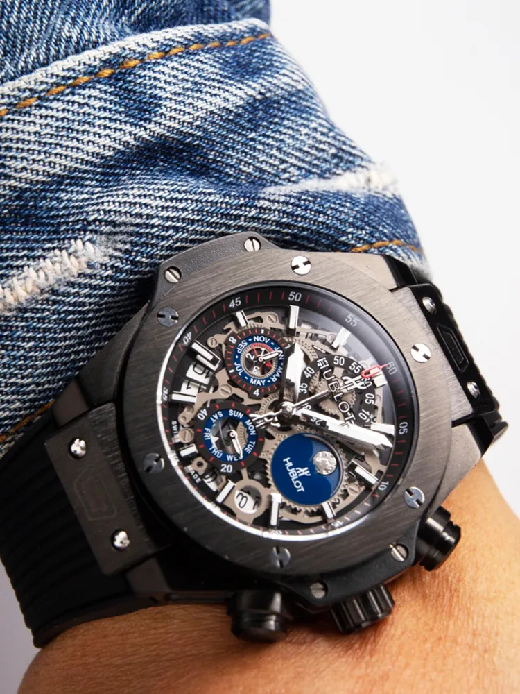 Hublot-Big-Bang-406.CI.0170.RX-Black-Wearing-View