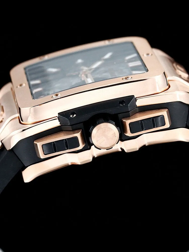 Hublot-Big-Bang-821.OX.0180.RX-Black-Right-Side-View