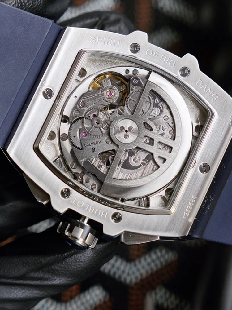 Hublot-Spirit-Of-Big-Bang-641.NX.7170.LR-Blue-Rubber-Back-View