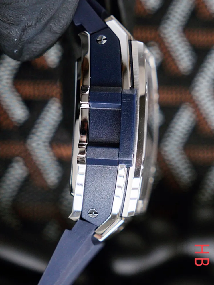 Hublot-Spirit-Of-Big-Bang-641.NX.7170.LR-Blue-Rubber-Left-Side-View