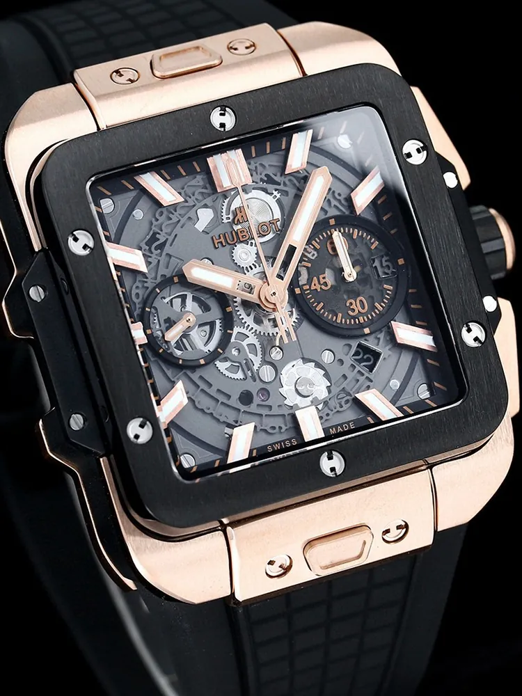 Hublot-Square-Bang-821.OM.0180.RX-Black-Detail-Images-2