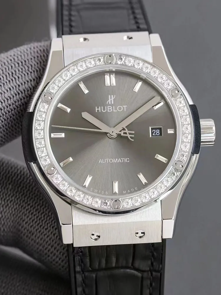 Hublot-Classic-Fusion-542.NX.7071.LR.1104-Grey-Front-View-1