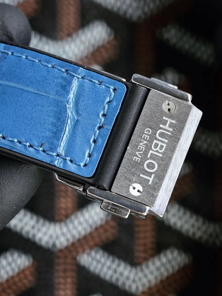 Hublot-Classic-Fusion-505.NX.7170.LR.PCM14-Blue-Buckle