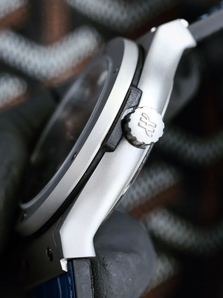 Hublot-Classic-Fusion-505.NX.7170.LR.PCM14-Blue-Right-Side-View