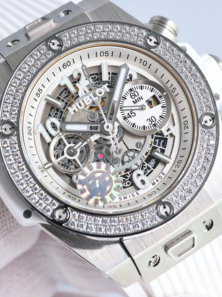Hublot-Big-Bang-441.NE.2011.RW.1104-White-Dial-Detail-2