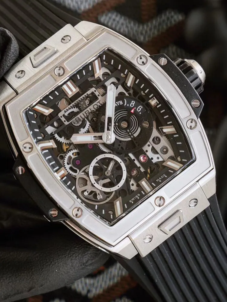 Hublot-Spirit-of-Big-Bang-614.NX.1170.RX-Black-Detail-Images-1