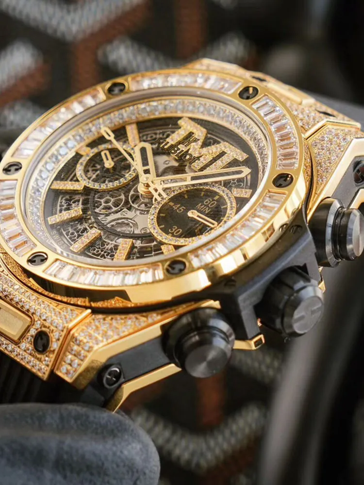 Hublot-Big-Bang-411.VX.1180.PR.0904.TMT18-Gold-Detail-Images