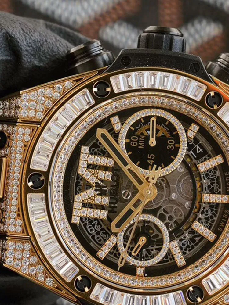 Hublot-Big-Bang-411.VX.1180.PR.0904.TMT18-Gold-Dial-Detail-2