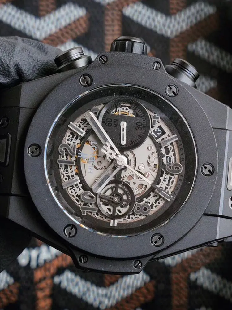 Hublot-Big-Bang-411.CI.1110.RX-Black-Detail-Images-2