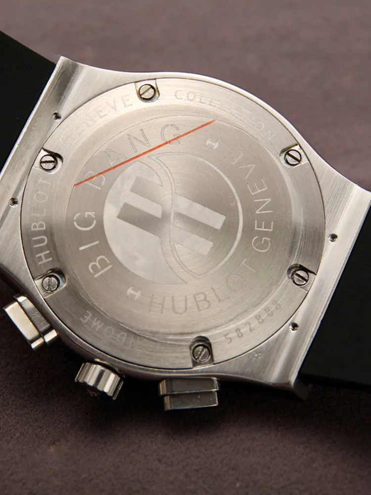 Hublot-Classic-Fusion-525.NX.0170.RX-Black-Back-View