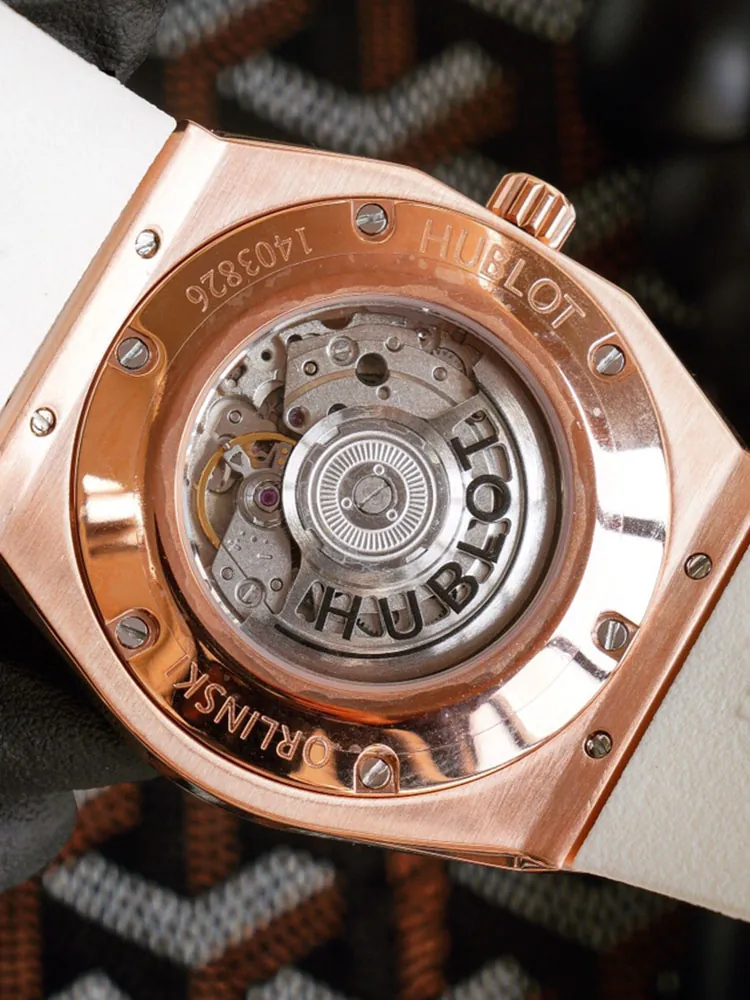 Hublot-Classic-Fusion-550.OS.2200.RW.ORL20-White-Back-View